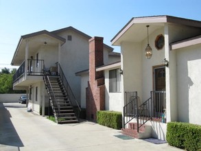 260 W Linden Ave in Burbank, CA - Building Photo - Building Photo