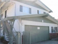 3573 Gray St in Oakland, CA - Building Photo - Building Photo