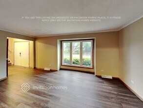 721 Westshore Dr in Shorewood, IL - Foto de edificio - Building Photo
