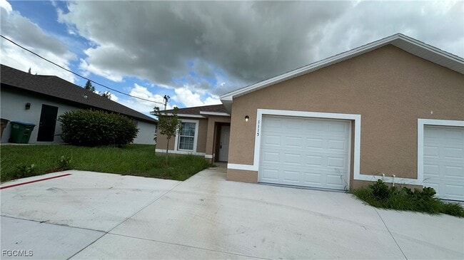 1115 Gleason Pkwy in Cape Coral, FL - Building Photo - Building Photo