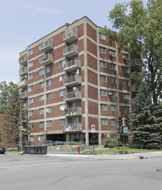 Habitations Lenoir-Saint-Henri in Montréal, QC - Building Photo