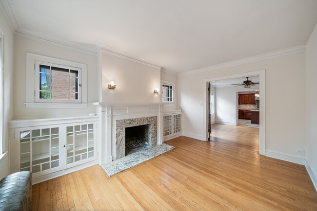 721 Foster St, Unit 3W in Evanston, IL - Foto de edificio - Building Photo