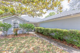 12028 N Cobblestone Forest Cir in Jacksonville, FL - Building Photo - Building Photo