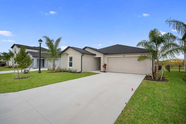 4067 Cherrybrook Loop in North Fort Myers, FL - Building Photo - Building Photo