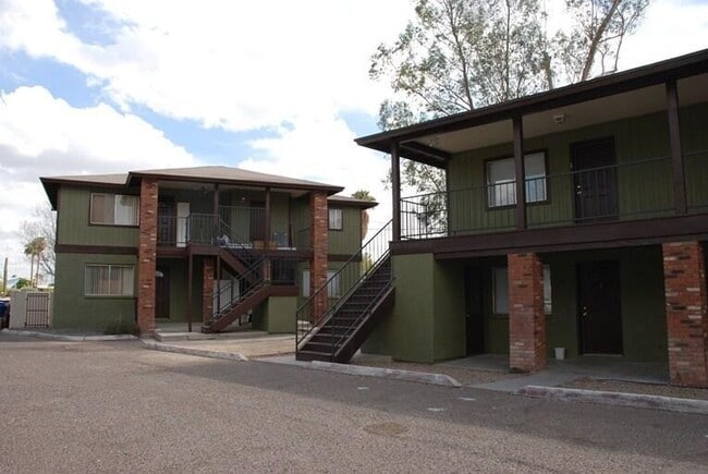 property at 1438 N Shill Dr