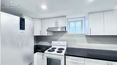 94 Primula Cres in Toronto, ON - Building Photo - Building Photo