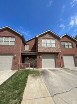 110 Renee Ln, Unit D-3 in Pikeville, KY - Building Photo