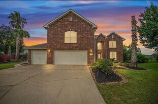 303 N Elder Grove Dr in Pearland, TX - Building Photo