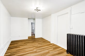 652 Columbia Ave in Lancaster, PA - Foto de edificio - Building Photo