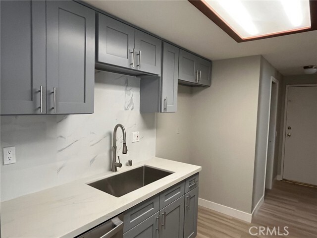property at 544 N Orange Ave