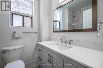 1969 Queen St E in Toronto, ON - Building Photo - Building Photo