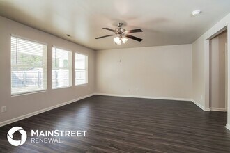 4691 Woodford Cir in Bessemer, AL - Foto de edificio - Building Photo