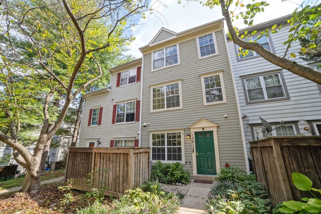 13913 Highstream Pl