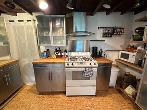 16 Tremont St, Unit 2T in Cambridge, MA - Foto de edificio - Building Photo