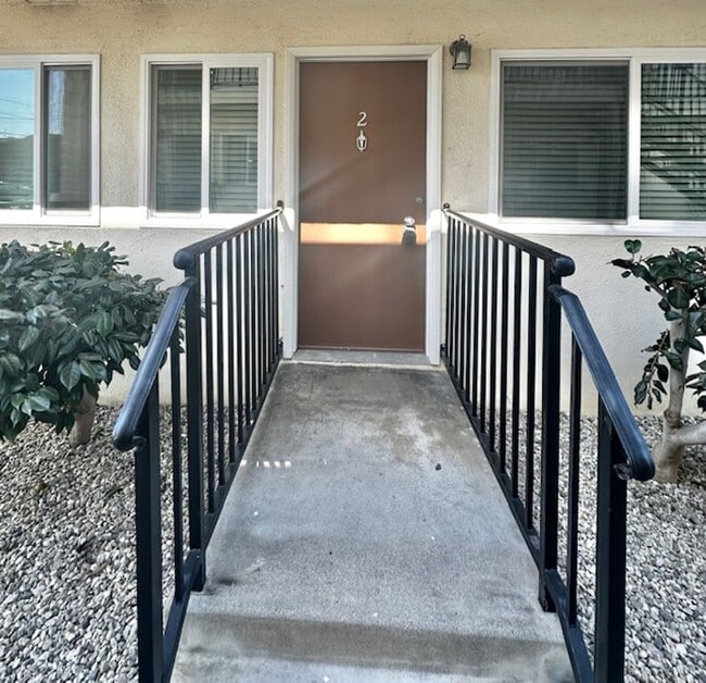 1159 Meta St in Ventura, CA - Building Photo - Building Photo