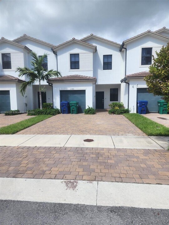 23440 SW 129th Ave in Homestead, FL - Building Photo