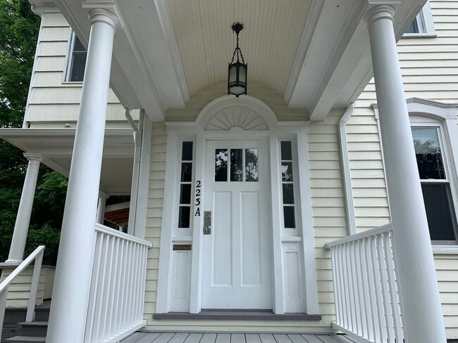 223 E 9th St in Erie, PA - Building Photo - Building Photo