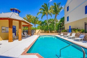 475 Juno Dunes Way in Juno Beach, FL - Foto de edificio - Building Photo