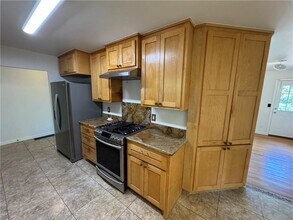 700 E Edna St in Fayetteville, AR - Building Photo - Building Photo