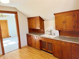 1818 6th St NE, Unit 2 in Minneapolis, MN - Building Photo
