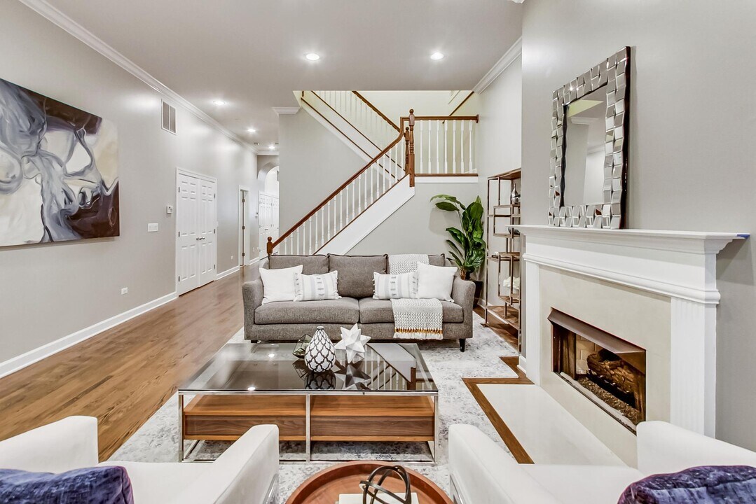 3545 N Fremont St, Unit 1S in Chicago, IL - Building Photo