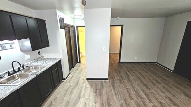 126 Poplar St in Mansfield, OH - Building Photo - Building Photo