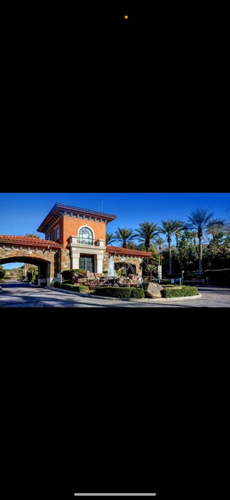 29 Via Mantova in Henderson, NV - Building Photo