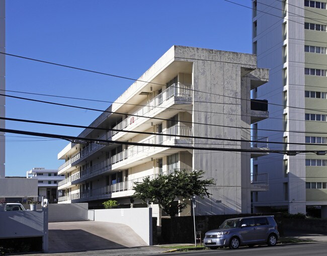 1315 Wilder Ave in Honolulu, HI - Building Photo - Building Photo