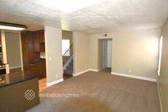 3503 Del Sol Way in Sacramento, CA - Building Photo - Building Photo