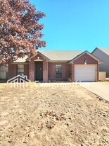 1320 San Felipe Ct in Portales, NM - Building Photo