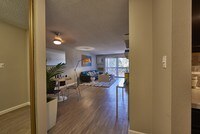Building Photo - Dayton Crossing Apartamentos in Denver, Colorado