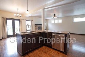 6677 N Gavin Loop in Coeur d'Alene, ID - Foto de edificio - Building Photo