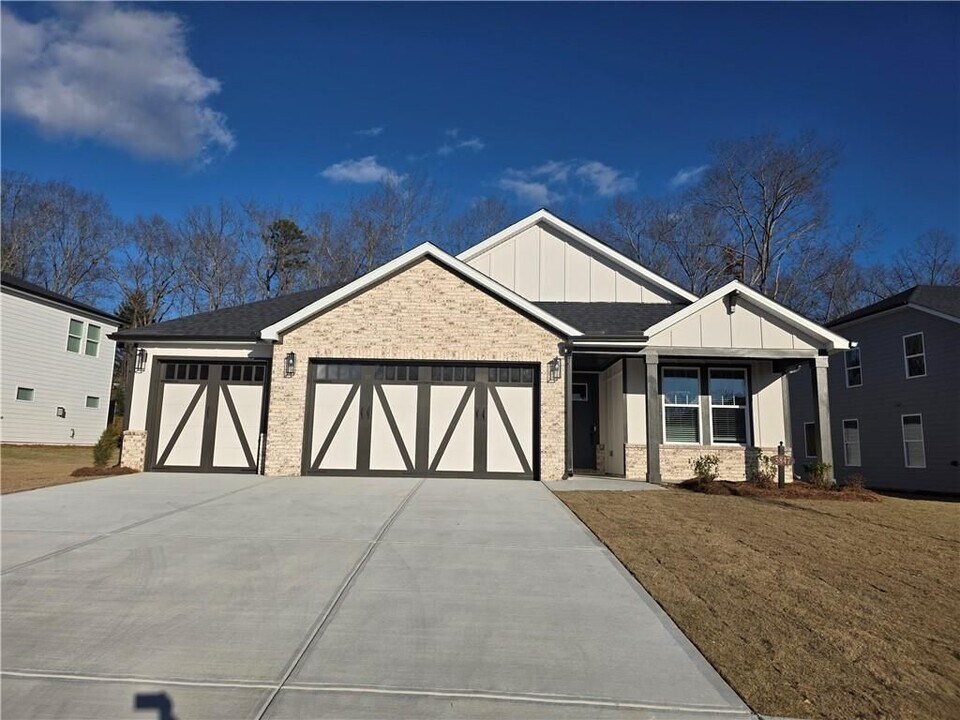 5847 Cabernet Ln in Braselton, GA - Building Photo