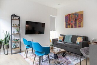 1811 Willow St in Austin, TX - Building Photo - Building Photo