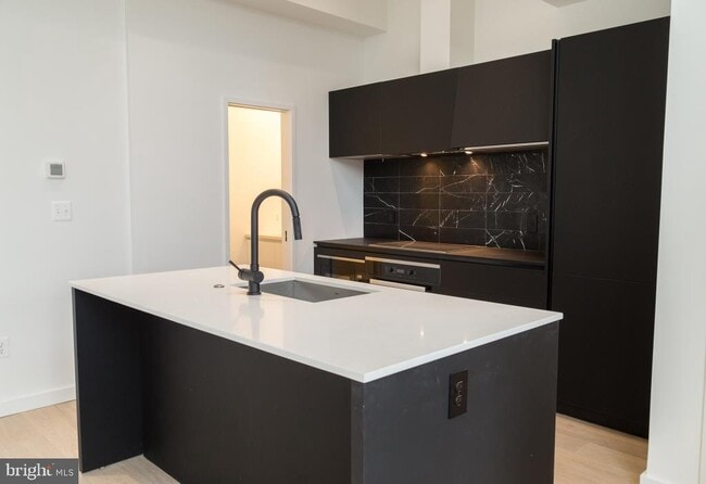 property at 1443 Euclid St NW