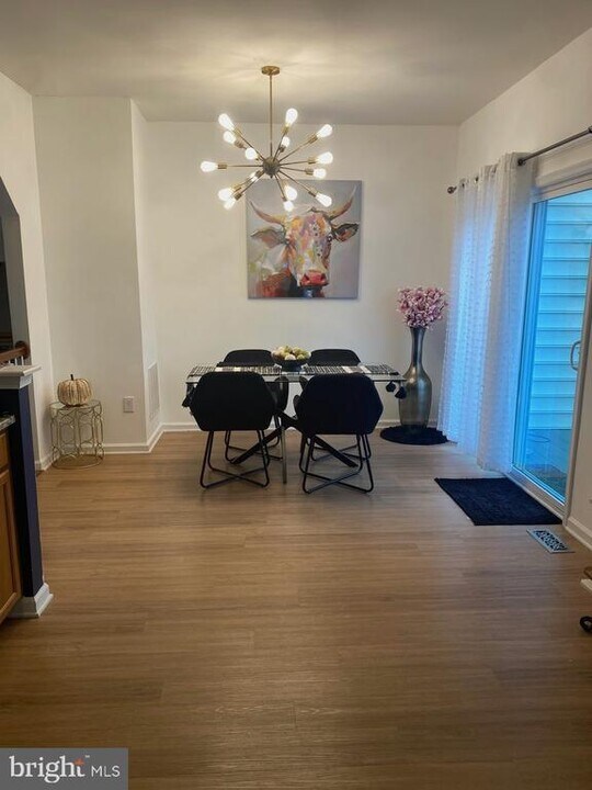 505 Tifton Ln in Coatesville, PA - Building Photo