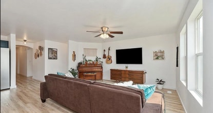 765 SW Portal St in Mountain Home, ID - Building Photo - Building Photo