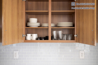 450 Massachusetts Ave NW, Unit FL2-ID165 in Washington, DC - Building Photo - Building Photo