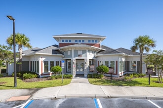 The Palms at Town Center in Palm Coast, FL - Foto de edificio - Building Photo