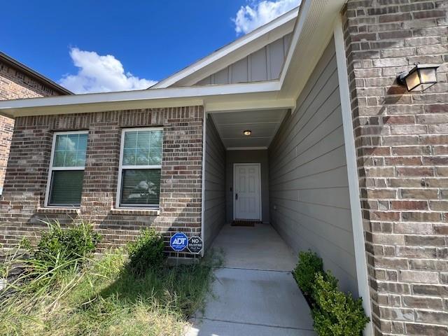 10337 Bridgetown Ln in Crowley, TX - Foto de edificio - Building Photo