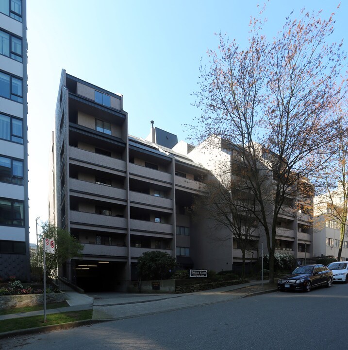 Barclay Manor in Vancouver, BC - Building Photo