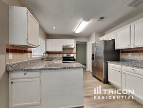 2610 Townhall Ln in Katy, TX - Building Photo - Building Photo