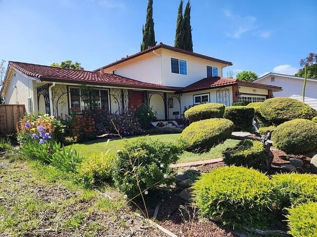 property at 39881 San Moreno Ct