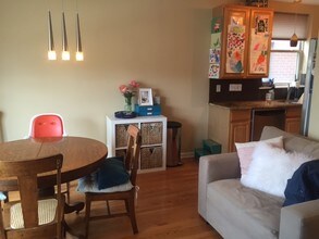 1421 N Halsted St-Unit -1 in Chicago, IL - Building Photo - Building Photo