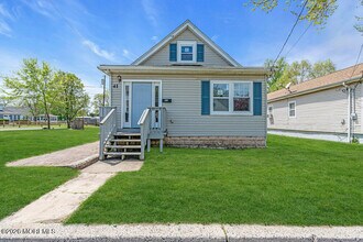 41 Harding Ave in Keansburg, NJ - Building Photo - Building Photo