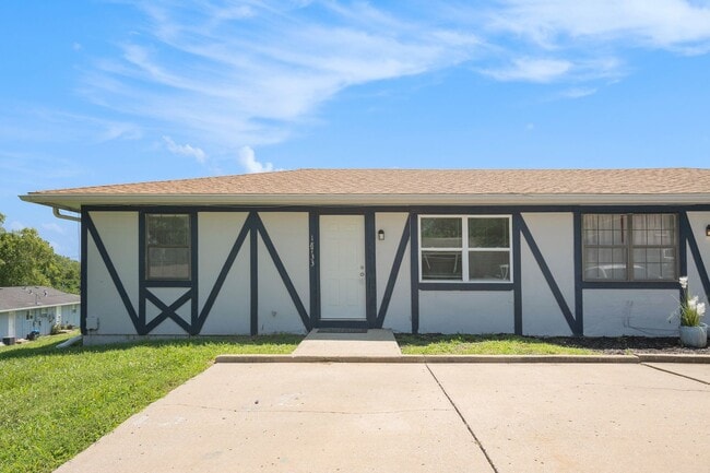 18733 E Blackhawk Trail