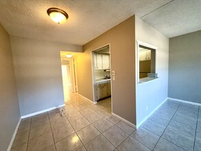 166 Sussex I in West Palm Beach, FL - Building Photo - Building Photo