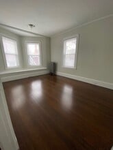 32 Gordon St, Unit 2 in Boston, MA - Building Photo - Building Photo