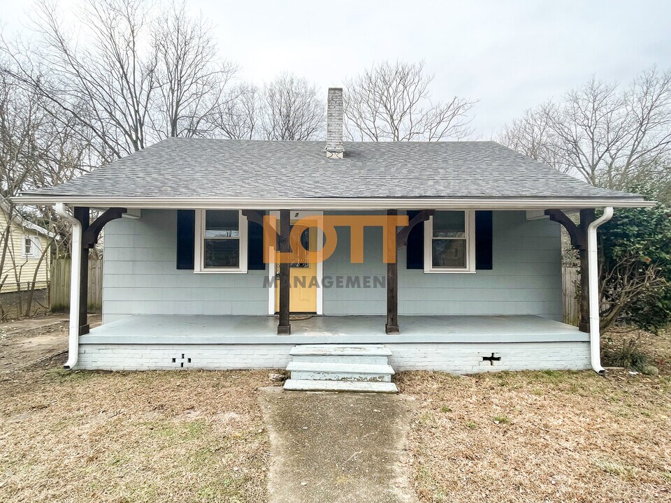 7 Sturtevant St in Greenville, SC - Foto de edificio