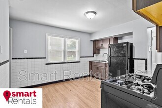 1210 St Richard Dr in Florissant, MO - Building Photo - Building Photo